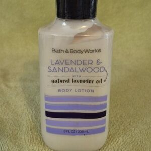 Bath & Body Works Lavender & Sandalwood Body Lotion 8 oz NEW Sealed